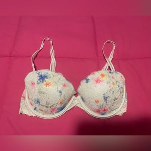 Victoria’s Secret Date Push Up Bra